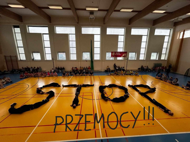 STOP PRZEMOCY