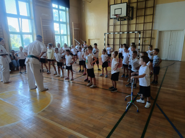 KARATE