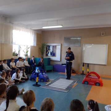 SPOTKANIE Z POLICJANTEM