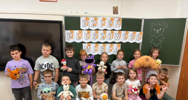 DZIEŃ PLUSZOWEGO MISIA
